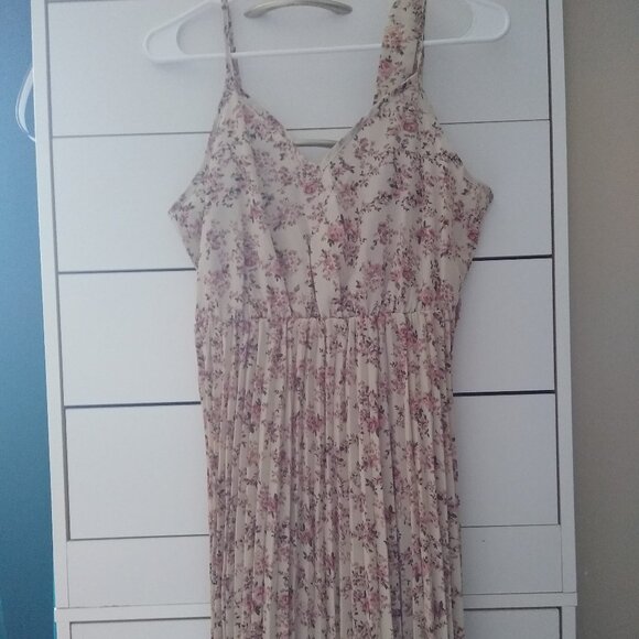 SHEIN VCAY Floral Pleated Hem Belted Cami Maxi Dress - Picture 2 of 6